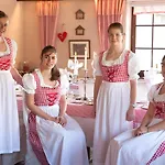 Restaurant Buerchnerhof Hotel 3*