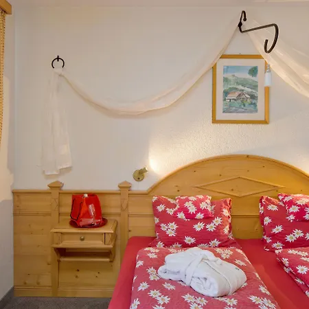 Restaurant Buerchnerhof Отель