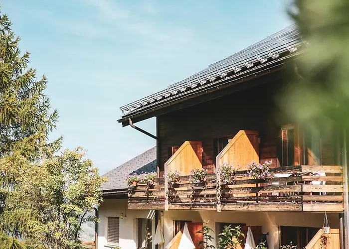 Hotel Restaurant Bürchnerhof 3*