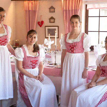 Restaurant Buerchnerhof Hotel 3*